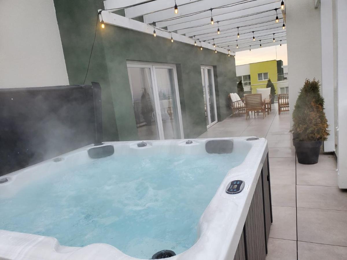 Jad- Penthouse With Jacuzzi And Mountain View - Coresi Braşov Extérieur photo