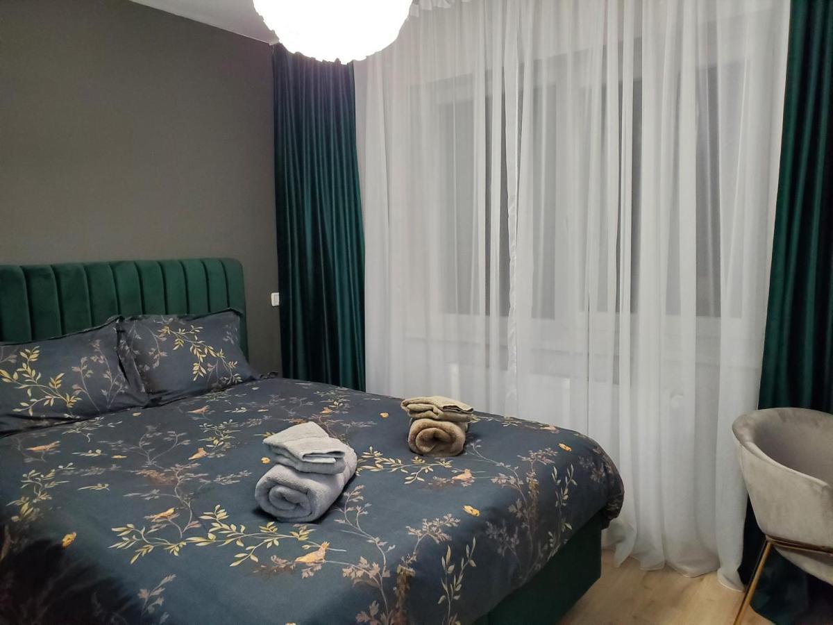 Jad- Penthouse With Jacuzzi And Mountain View - Coresi Braşov Extérieur photo
